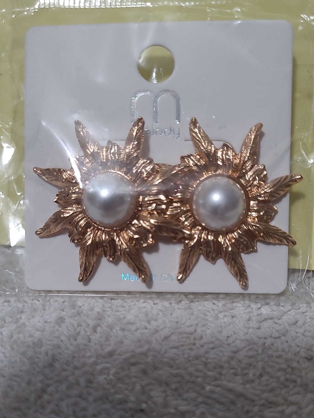 Gold Sunburst Pearl Center Clip-On Earrings